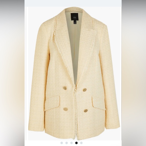 NWOT River Island Cream Boucle w/ Gold Buttons Blazer/Jacket size US 6 - Picture 3 of 16